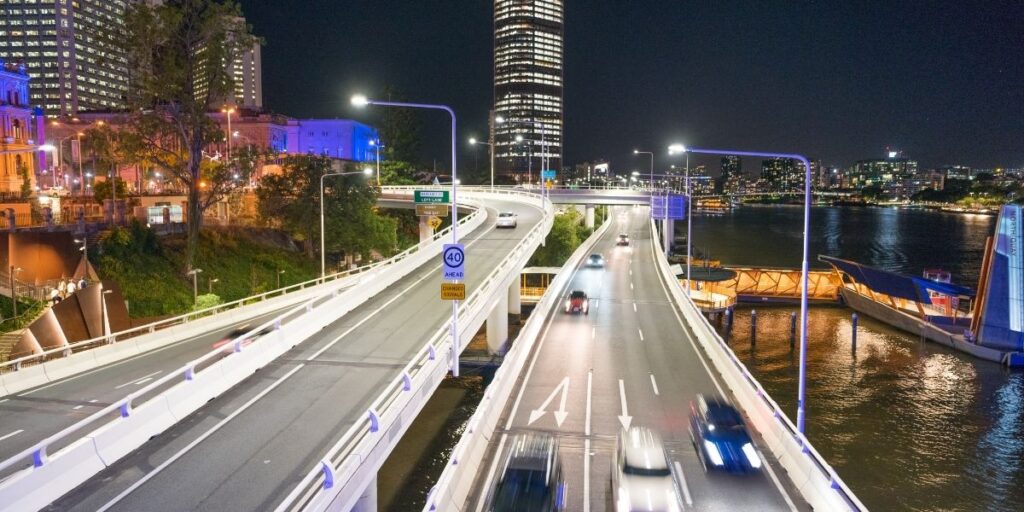 motor vehicle traffic sydney at night