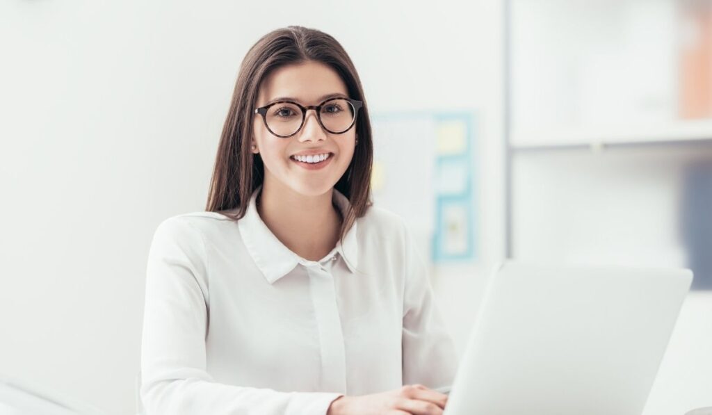 arabic speaking female lawyer